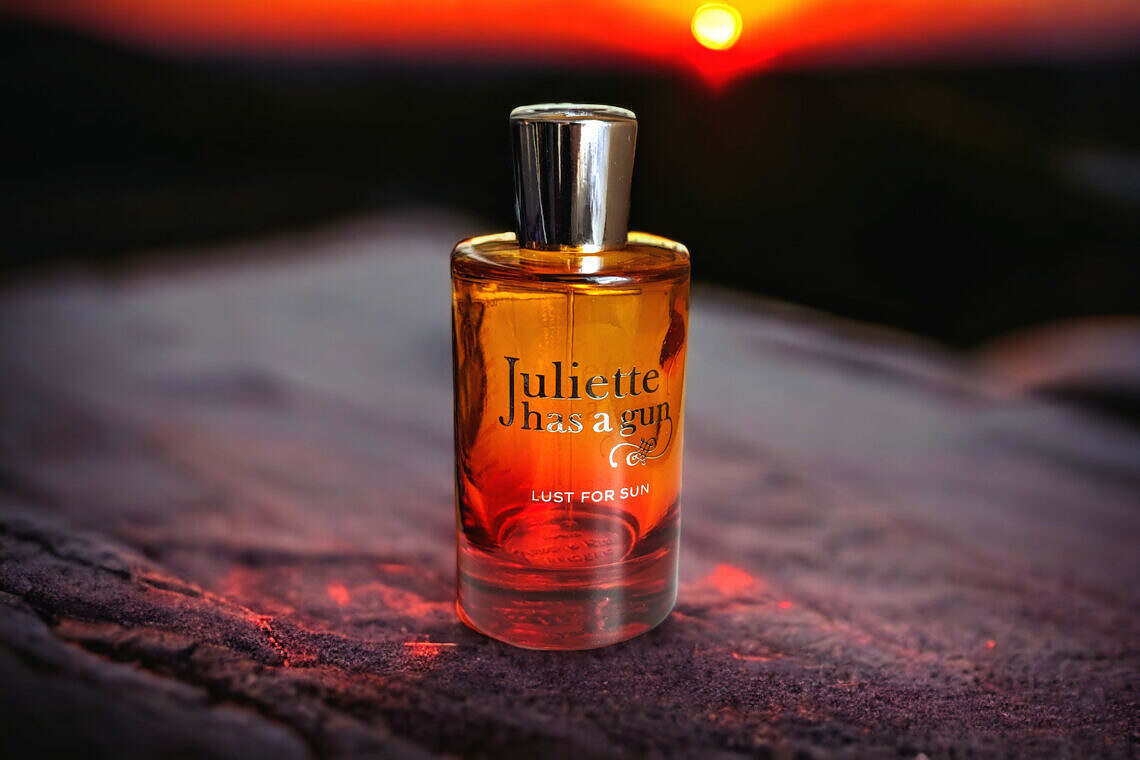 Juliette Lust for Sun