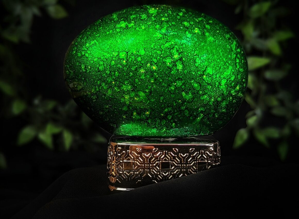 The House of Oud Emerald Green