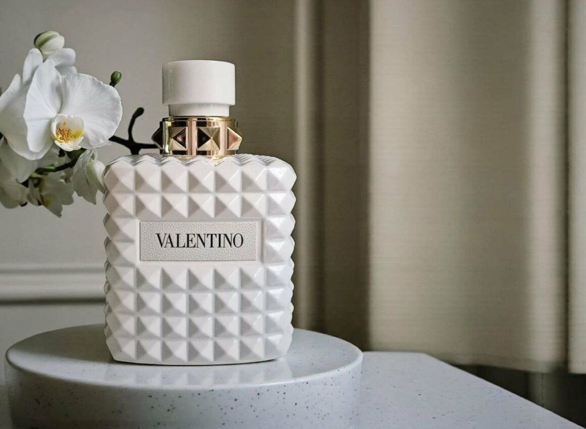 Donna Valentino Born in Roma Ivory