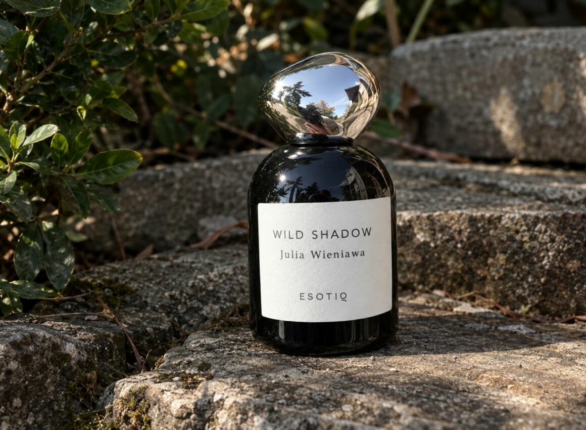 Julia Wieniawa Wild Shadow