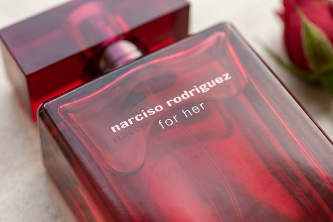Narciso Rodriguez for her Intense