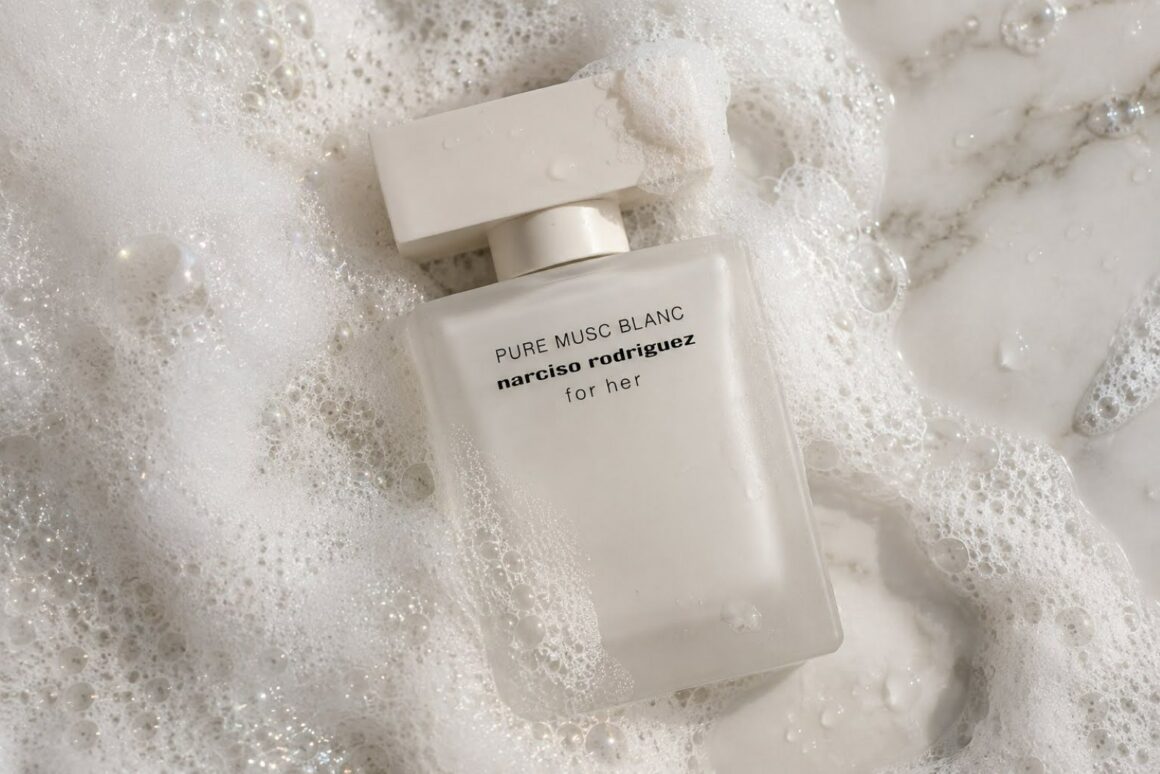 Narciso Rodriguez Pure Musc Blanc for her